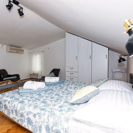 Old Split Apartment מראה חיצוני תמונה
